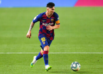 ميسي يعود إلى ميادين التدريب مع برشلونة