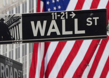 6 شركات أمريكية تخسر أكثر من تريليون دولار