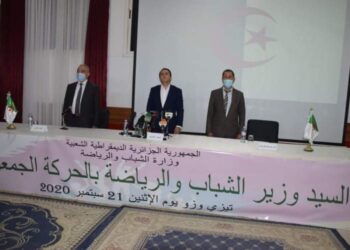 خالدي يستمع لتطلعات الشباب والمجتمع المدني بتيزي وزو