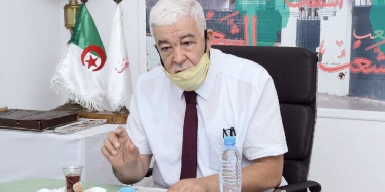 لزهاري: حقوق الإنسان حظيت باهتمام في الدستور الجديد