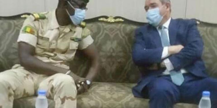 بوقدوم يتحادث بباماكو مع ممثلي تنسيقية حركات الأزواد وأرضية الحركات