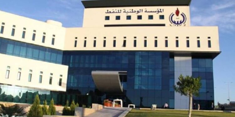 أسعار النفط تتراجع بعد عودة ليبيا للإنتاج