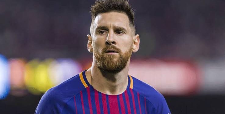 ميسي يرسم بقاءه في برشلونة