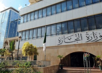 لقاء بين وزيري التجارة والانتقال الطاقوي