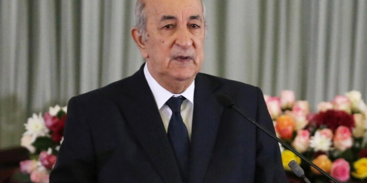 رئيس الجمهورية يزور مقر وزارة الدفاع الوطني