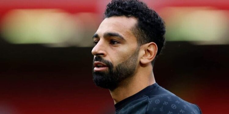 إصابة نجم ليفربول محمد صلاح بفيروس كورونا