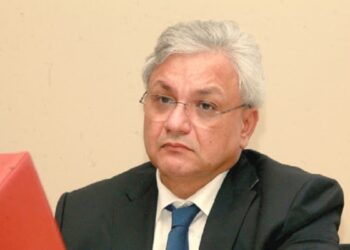 تنصيب رئيسة ديوان وزارة الصناعة الصيدلانية