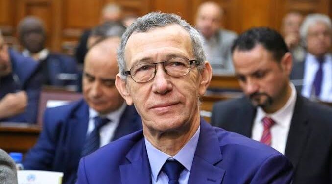 بلحيمر يعزي عائلة الروائي بوباكير في وفاة شقيقه