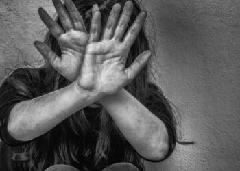 وزارة التضامن تحيي اليوم العالمي لمناهضة العنف ضد المرأة