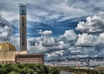 الجزائريون مع موعد أداء أول صلاة جمعة في “جامع الجزائر”