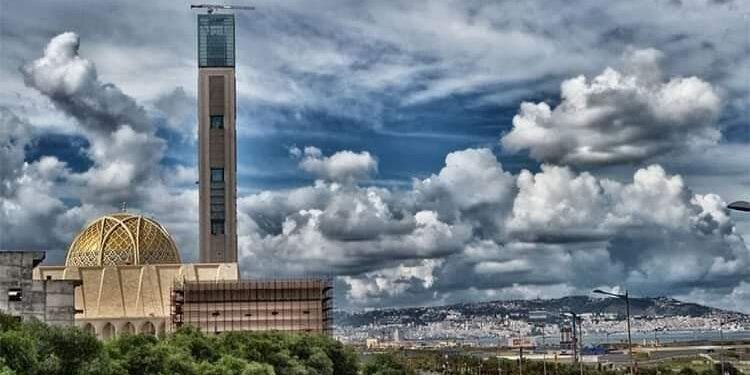 الجزائريون مع موعد أداء أول صلاة جمعة في “جامع الجزائر”