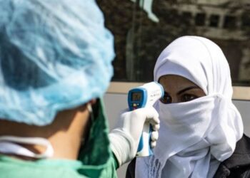الجزائر تسجل 330 إصابة جديدة بفيروس كورونا