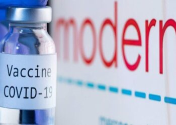 أمريكا ترخص باستعمال لقاح موديرنا