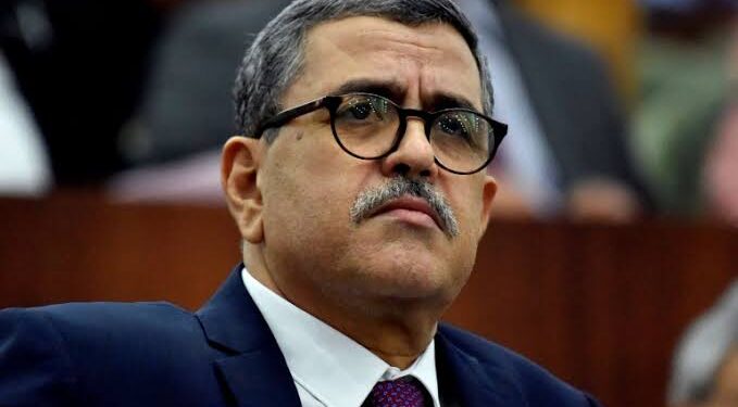 تدخل الوزير الأول عبر إذاعة المسيلة (مباشر)