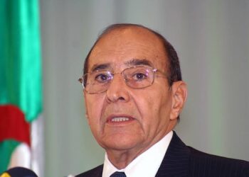 وزير الداخلية الأسبق نور الدين زرهوني في ذمة الله