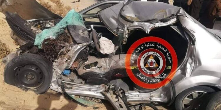 قتيل وجريح في حادث مرور بالوادي (صور)