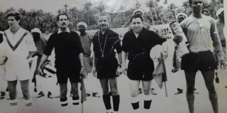 “الفاف” تعزي في وفاة عميد التحكيم غزلي مكي