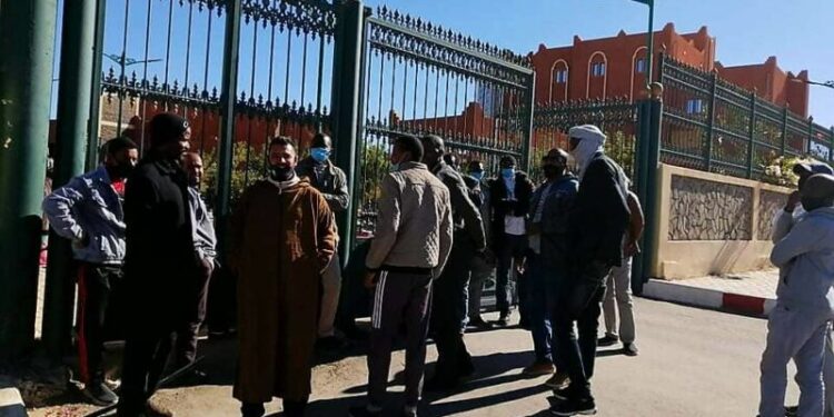 سكان حي 292 مسكن بتمنراست في وقفة احتجاجية