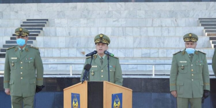 تنصيب العميد أعومر قائدا للمدرسة العسكرية المتعددة التقنيات