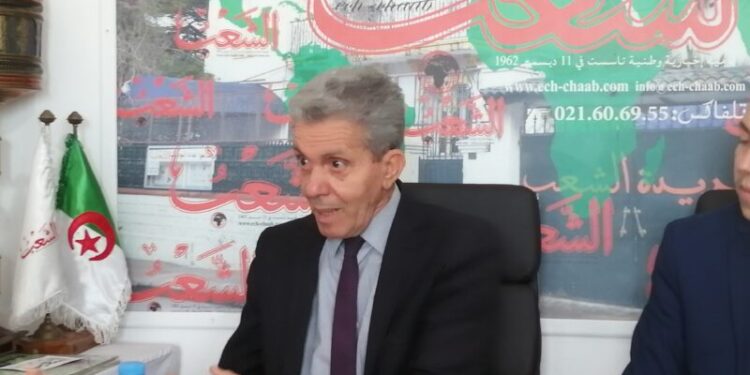 خبير دستوري يقر بصعوبة تطبيق نظام القائمة المفتوحة