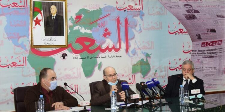 الوزير المنتدب لدى الوزير الأول المكلف بالاستشراف محمد شريف بلميهوب ضيف منتدى الشعب