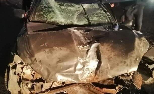 المشرية : اصطدام سيارة بعمود كهربائي