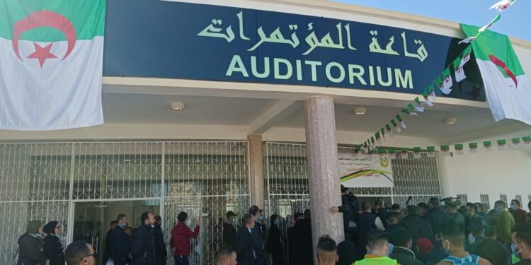 وزير التعليم العالي يدشن مرافق بجامعة البليدة 2