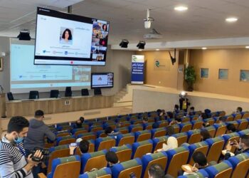 بومزار: سنواصل المساهمة في تنمية المعارف التكنولوجية