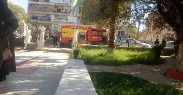 البويرة: حريق يأتي على مقر بلدية الأخضرية