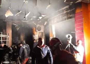 العلمة: حريق “مهول” بالمركز التجاري مهناوي والأسباب مجهولة..!!