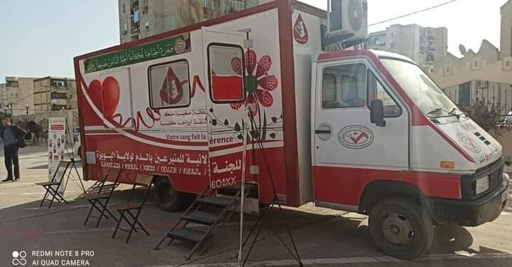 نادي الصحافة يصنع الأمل ويختتم دورة التبرع بالدم بالبويرة