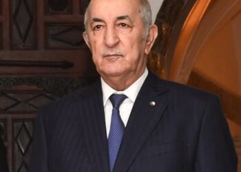 رئيس الجمهورية يوقع مرسوما بحل البرلمان