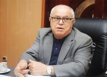عطار يطالب بتوفير الغاز والكهرباء في مناطق الظل