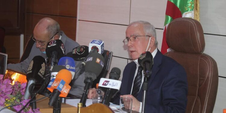 كريم يونس مستاء من بعض التصرفات