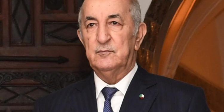 الرئيس تبون يهنئ أفراد الجيش، الشرطة، الحماية والصحة بمناسبة حلول رمضان