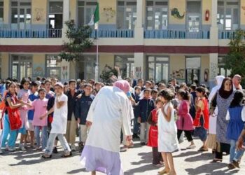 أولياء التلاميذ يدعون الوزارة للحوار !
