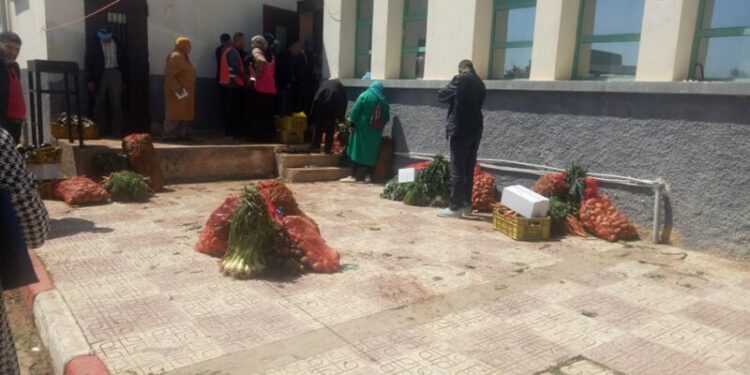 سوق الجملة للخضر والفواكه بوهران يطلق أكبر هبة تضامنية
