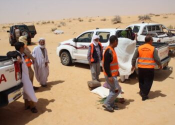 قافلة مساعدات تضامنية للبدو الرحل بالوادي