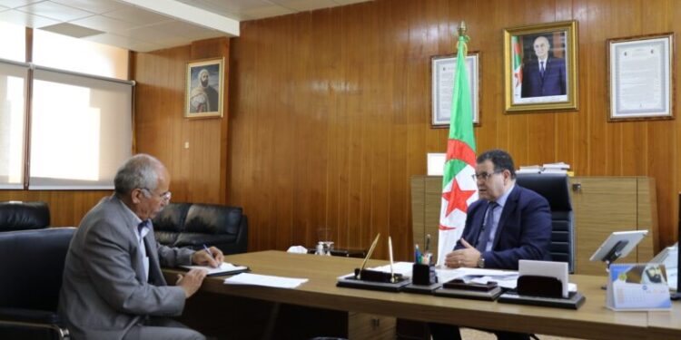 وزير العمل في حوار خاص لـ”الشعب”: صــبّ المعـاشـات بانتظــام مهما كـانت الظروف والإكــراهات