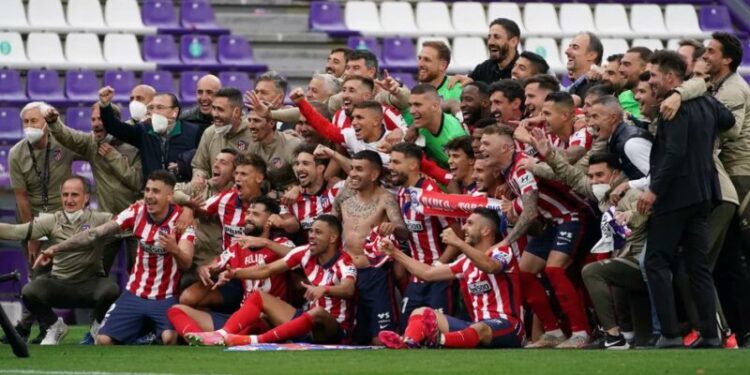أتليتيكو مدريد يتوج بالليغا الاسبانية