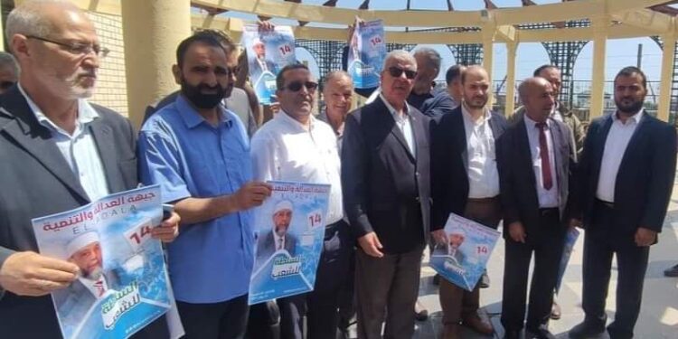 جبهة العدالة والتنمية تفتتح حملتها من ساحة حرية الصحافة (صور)