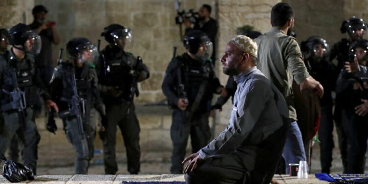 نجوم الكرة العالمية والعربية يتضامنون مع القدس