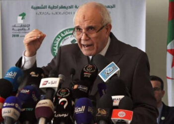 شرفي يعقد ندوة صحفية