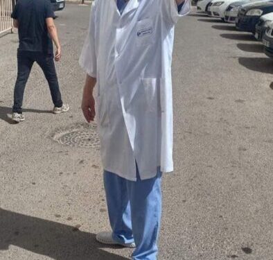 بن بوزيد يعزي في وفاة الدكتور منصوري محمد