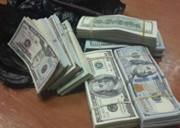 إحباط محاولة تهريب 60 ألف دولار