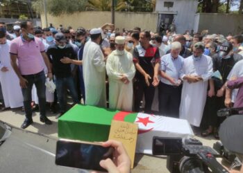 جثمان الإعلامي بخليلي يوارى الثرى
