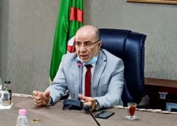 بلهمدي يرد على المطالبين بالعودة للصلاة دون تباعد