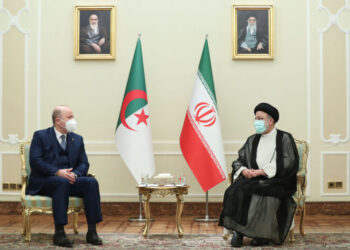 ما دار بين الوزير الأول والرئيس الإيراني