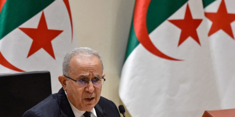 لعمامرة: المغرب أصبح منصة لقوى خارجية معادية للجزائر