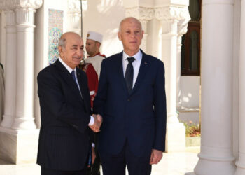 ما دار بين الرئيس تبون ونظيره التونسي